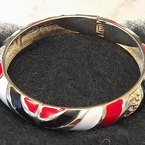 Pair of Enamel and Crystal Bangles - Picture 14 of 15